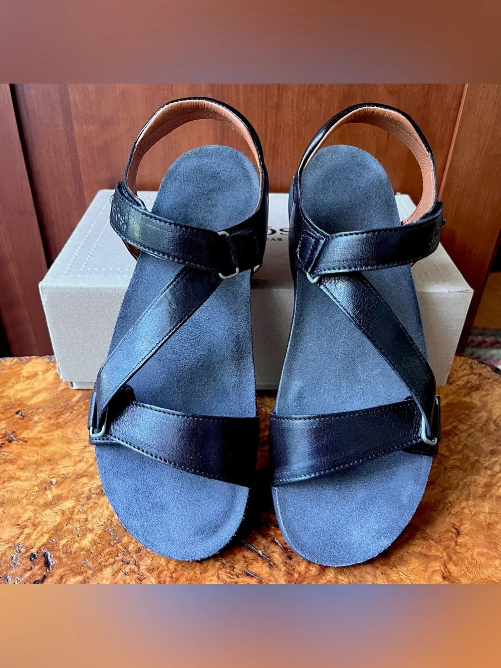 Taos Zeal Leather Sandals - Picture 1 of 8